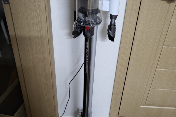 다이슨 청소기 (2)